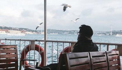 摩尔多瓦女足赛事中，安道尔队取得胜利